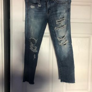 American Eagle Crop Jeans